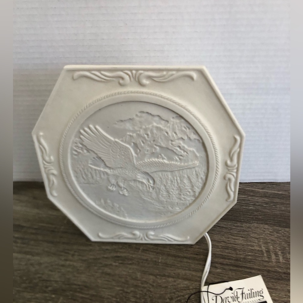 Vtg David Failing White Octagonal Lithophane with Eagle Design